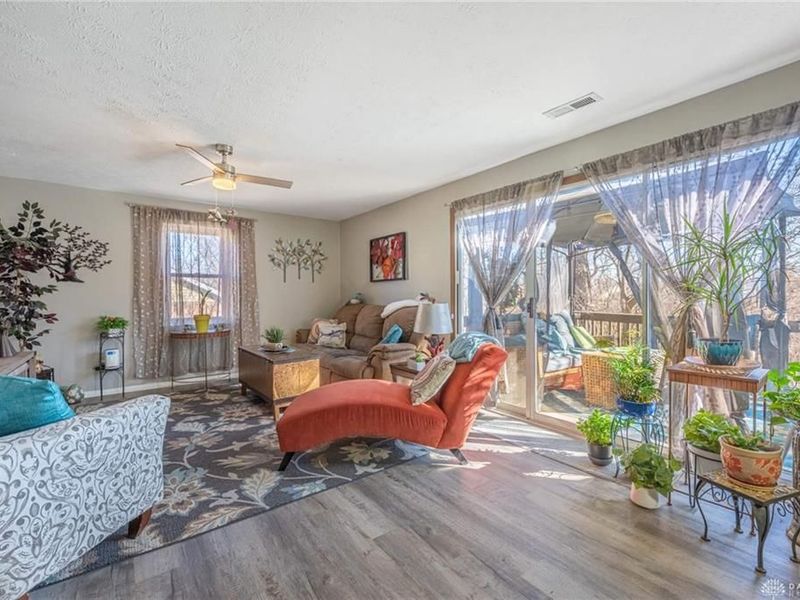 1330 Black Forest Drive, Unit B, West Carrollton, OH 45449 Photo 3