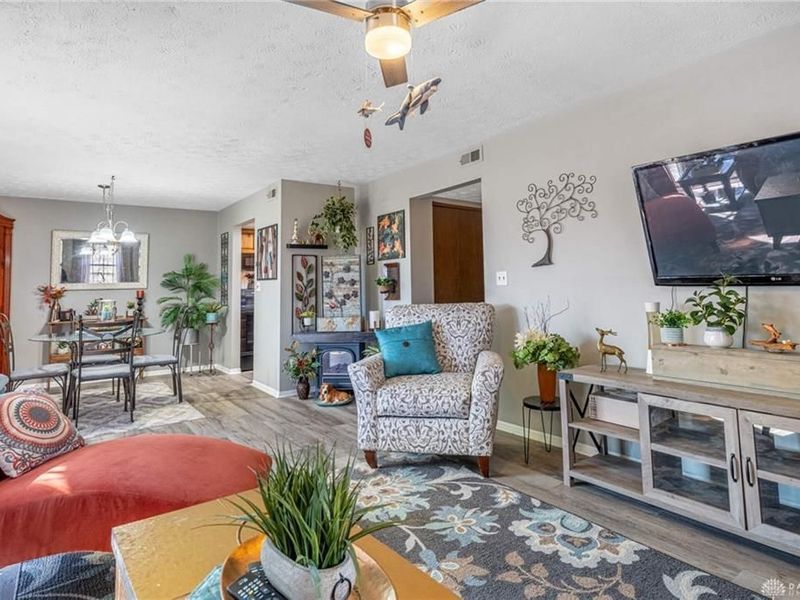 1330 Black Forest Drive, Unit B, West Carrollton, OH 45449 Photo 6