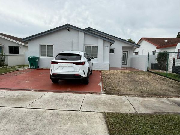 12323 SW 198th St , Miami, FL 33177