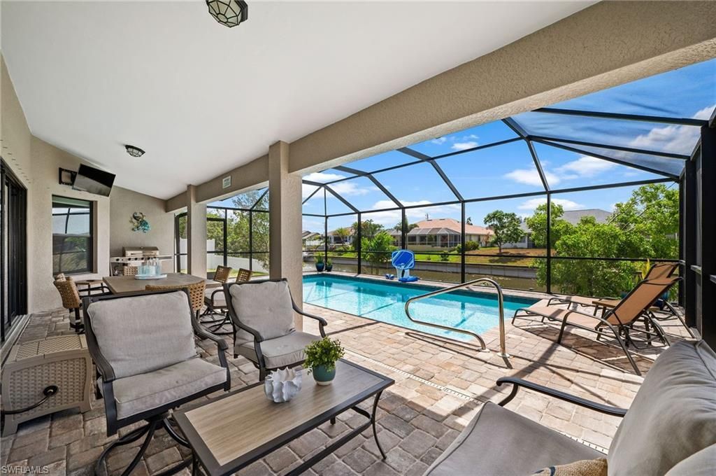 534 SE 1st Ter, Cape Coral, FL 33990 Photo