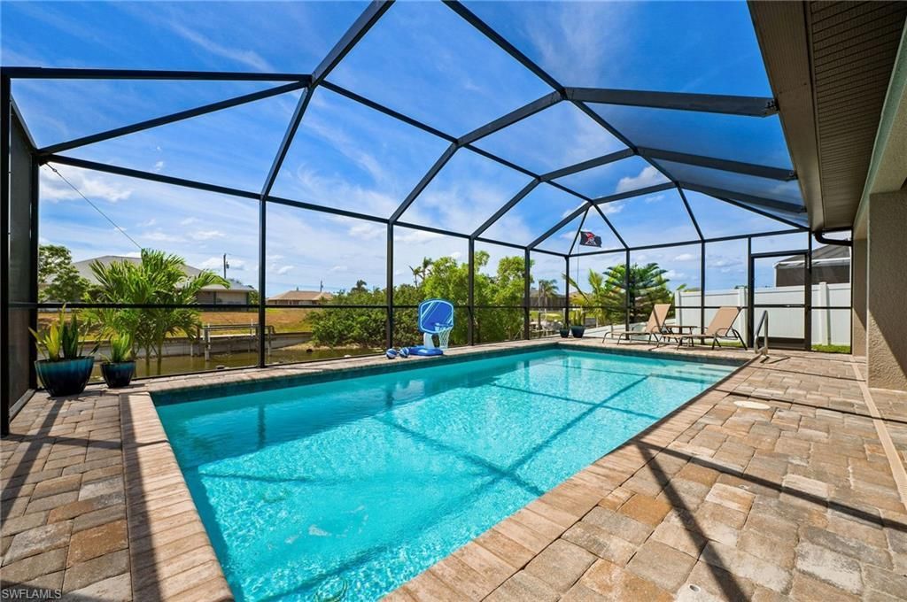 534 SE 1st Ter, Cape Coral, FL 33990 Photo