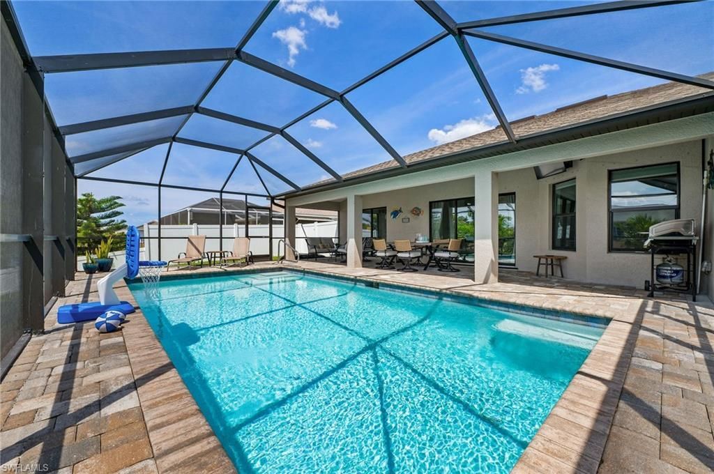 534 SE 1st Ter, Cape Coral, FL 33990 Photo