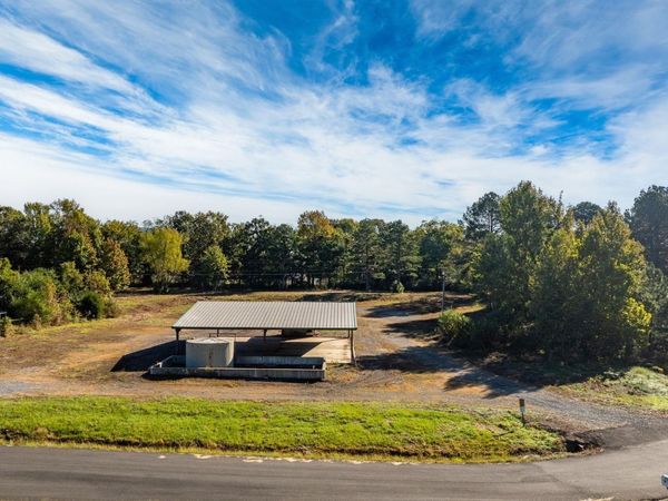 54 S Broadway , Damascus, AR 72039