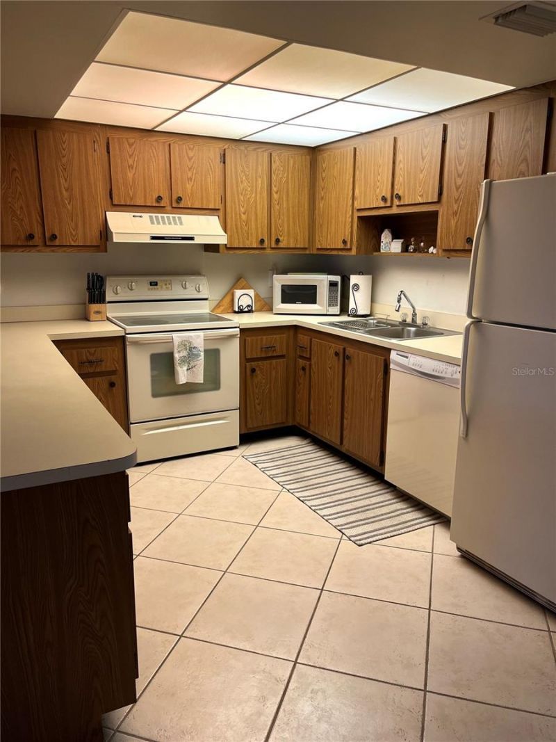 305 30th Avenue W, Unit A312, Bradenton, FL 34205 Photo