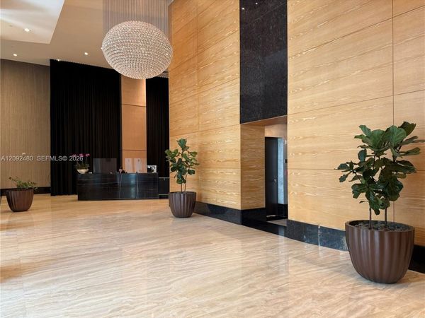 Unit 3707, Miami, FL 33131