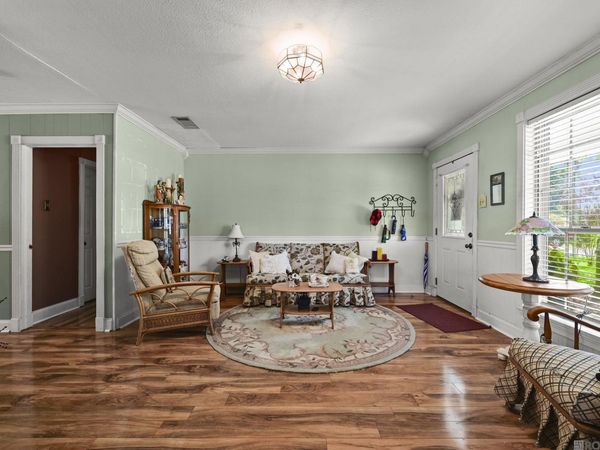 1169 S Burgess Dr, Baton Rouge, LA 70815