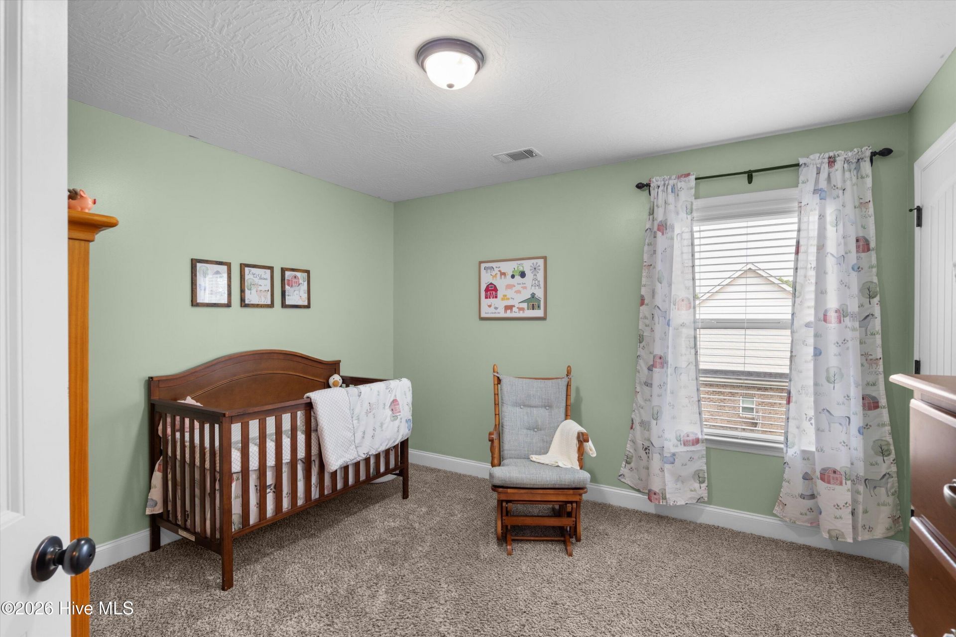 303 Highland Drive Photo 34