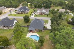 303 Highland Drive photo 4