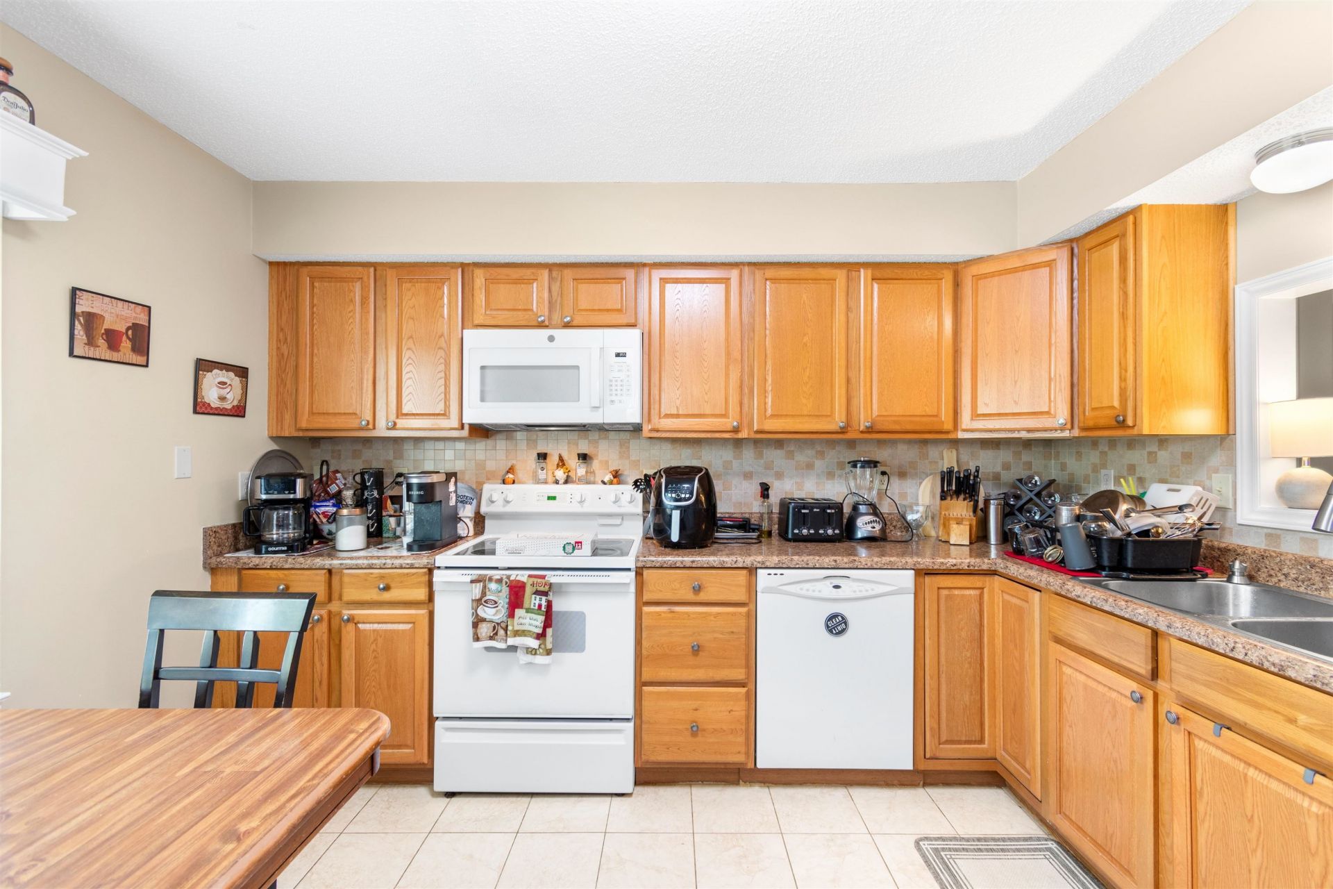 9634 Kings Grant Dr. Photo 11