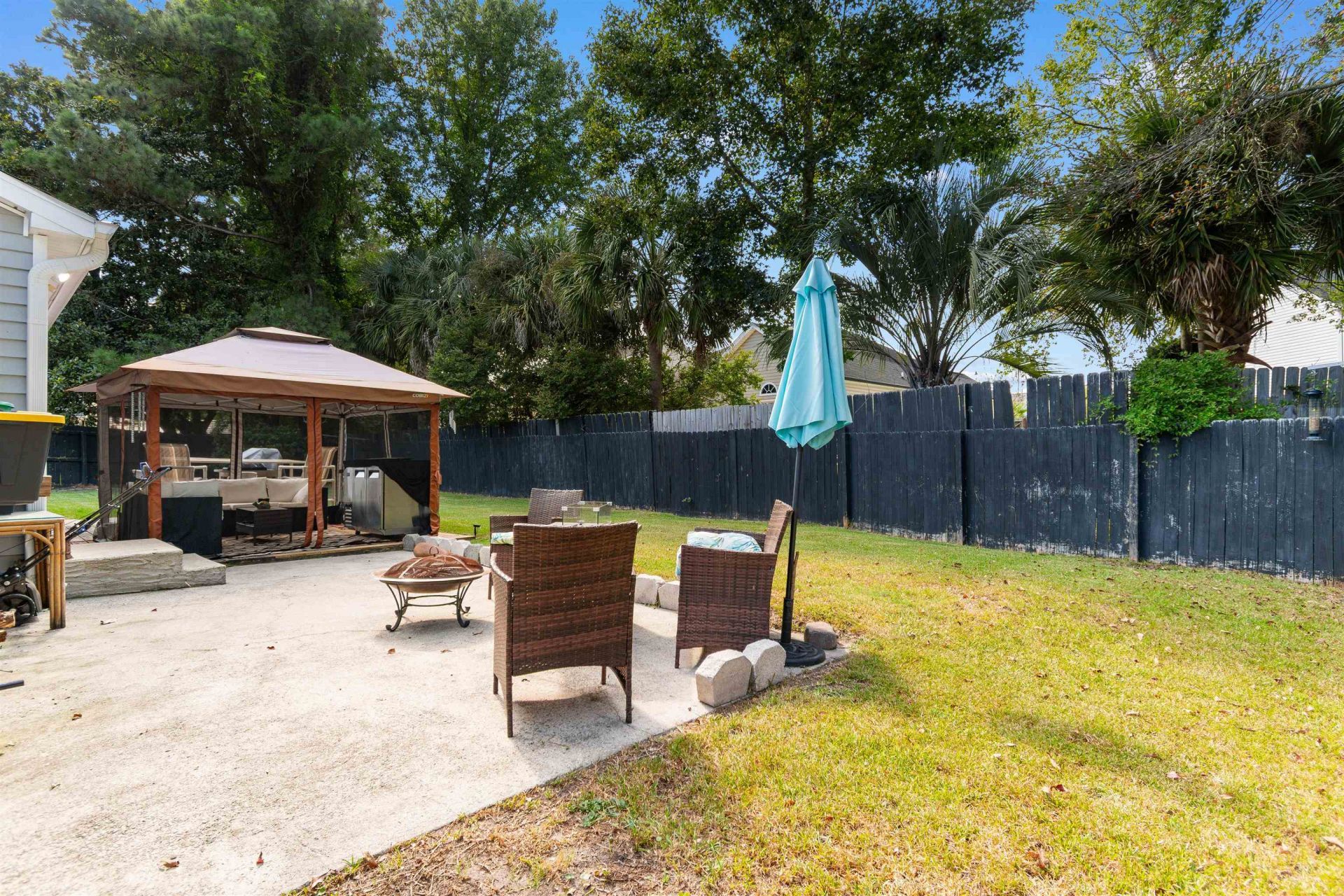 9634 Kings Grant Dr. Photo 26