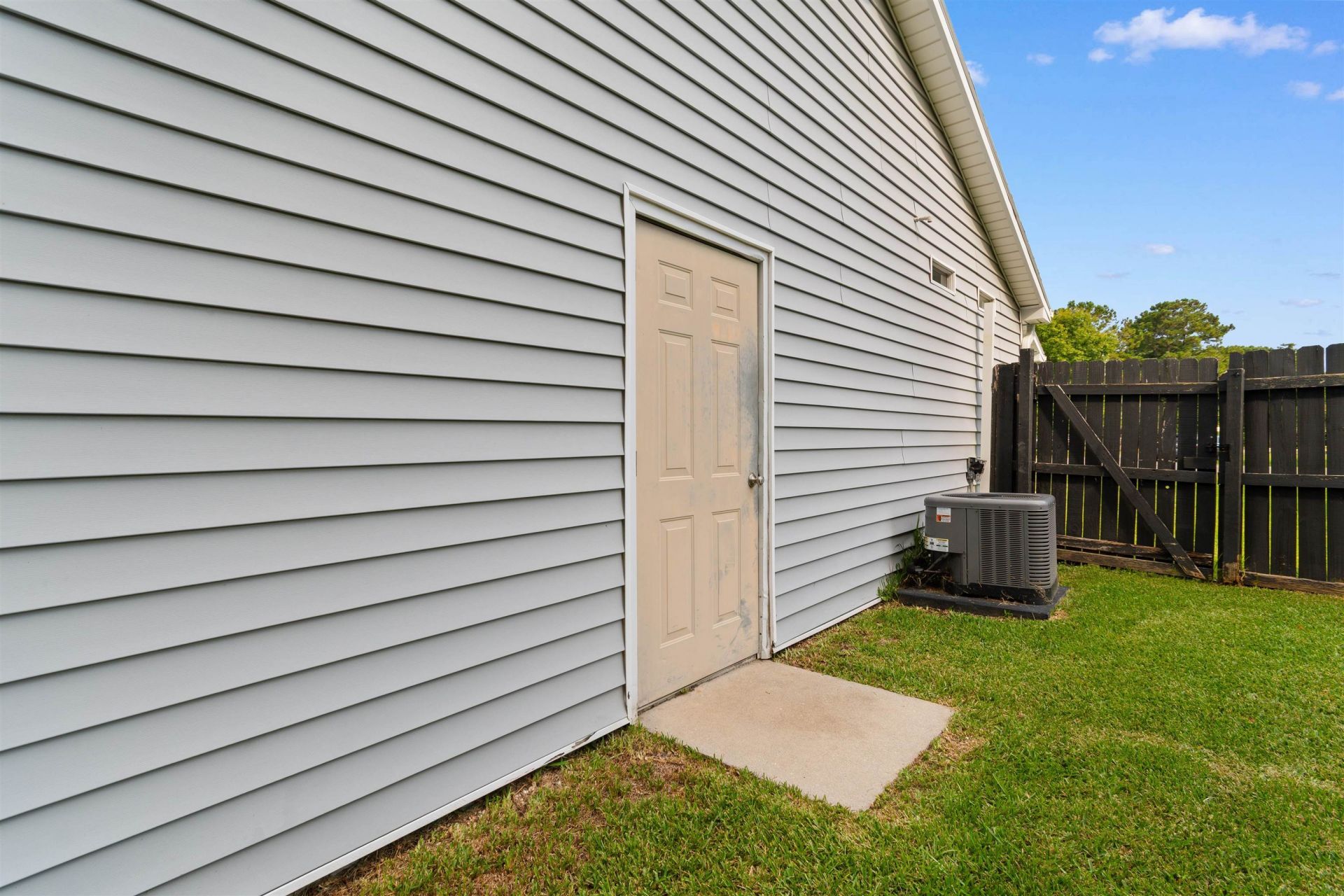 9634 Kings Grant Dr. Photo 33