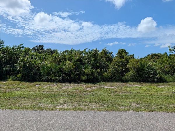 281 BAYTREE DRIVE , ROTONDA WEST, FL 33947