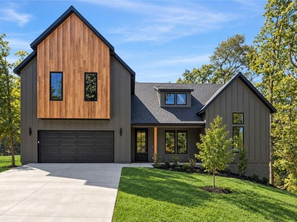 1 Lockton Drive , Bella Vista, AR 72714