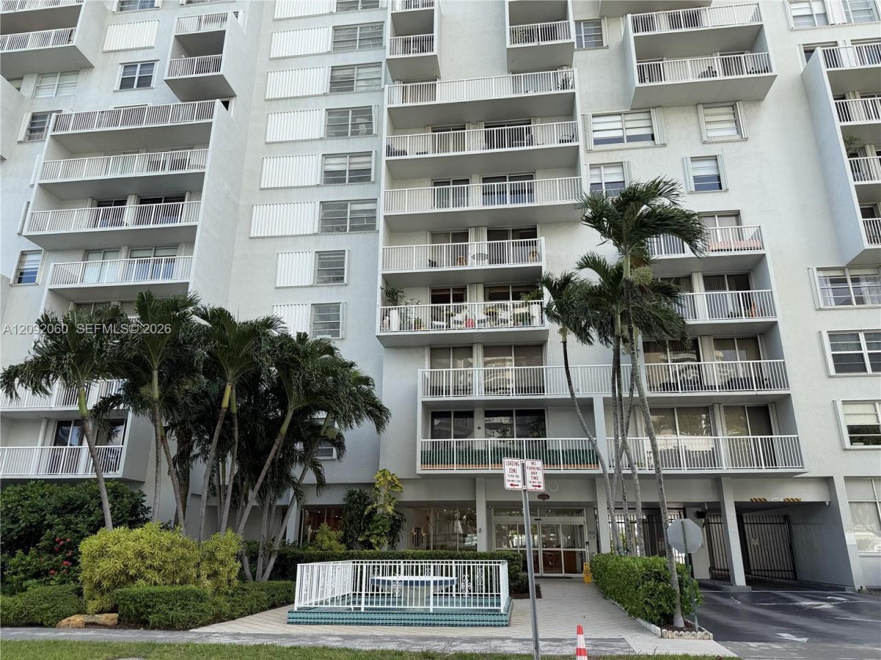 150 SE 25th Rd , Unit 6E, Miami, FL 33129 Photo