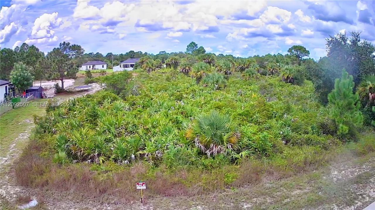 650 Valley Ave S, Lehigh Acres, FL 33974 Photo