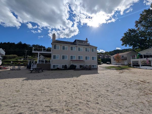 208 West Shore Road, Unit 5, Bristol, NH 03222