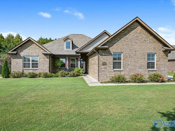 1107 Flatts Trace, Cullman, AL 35055