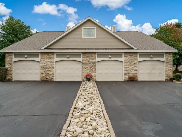 2307 Turnberry Court, Beloit, WI 53511