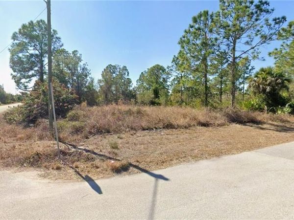 12 E 11th ST , LEHIGH ACRES, FL 33972