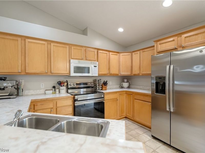 477 Franklin Avenue, Barberton, OH 44203 Photo 6