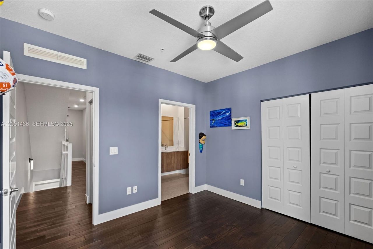 4720 NW 84th Ct, Doral, FL 33166 Photo