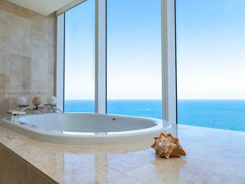 17201 Collins Ave, Unit 3101, Sunny Isles Beach, FL 33160 Photo
