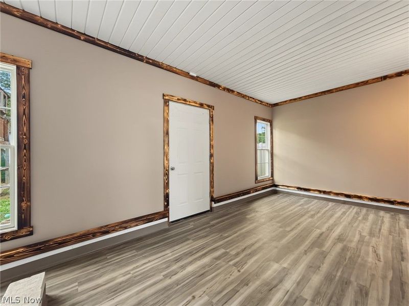 553 Judith Lane, Struthers, OH 44471 Photo 10