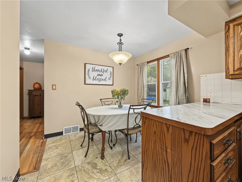 553 Judith Lane, Struthers, OH 44471 Photo 7