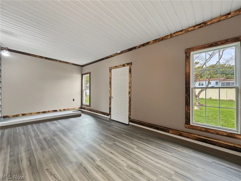 553 Judith Lane, Struthers, OH 44471 Photo 8