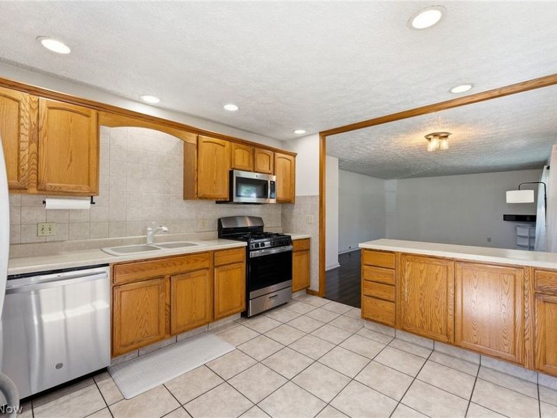 2531 Chestnut Street, Girard, OH 44420 Photo 5