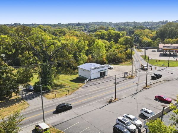 405 Old Nashville Hwy , La Vergne, TN 37086
