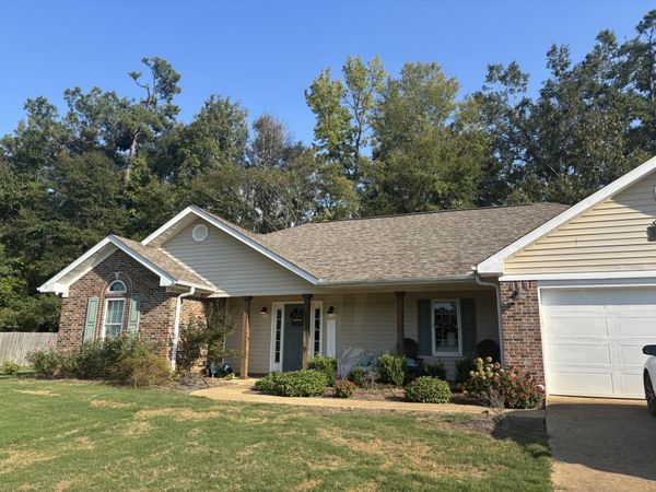 183 Cottonwood Cv., Pontotoc, MS 38863