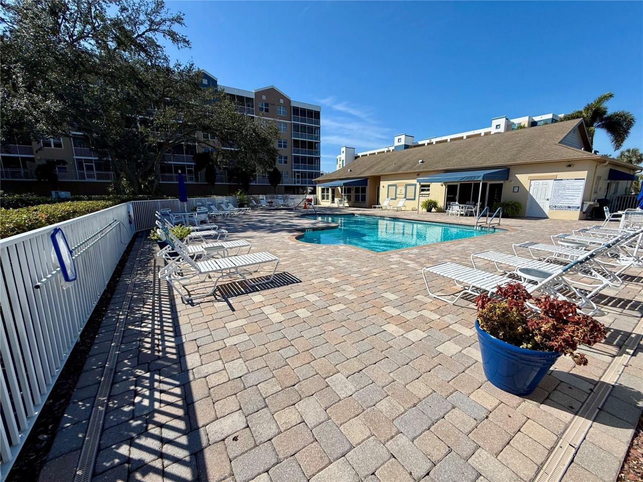 960 Starkey Road , Unit 10501, Largo, FL 33771 Photo