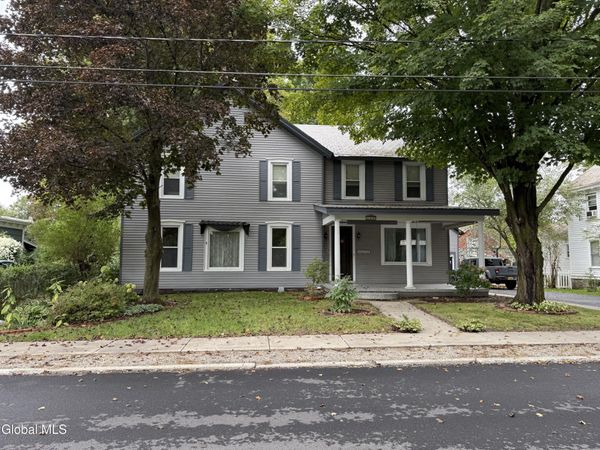 14 Mettowee Street, Granville, NY 12832