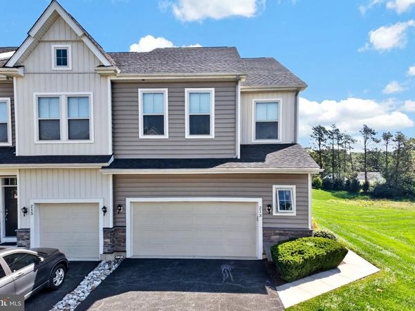 213 KESTREL COURT, KENNETT SQUARE, PA 19348