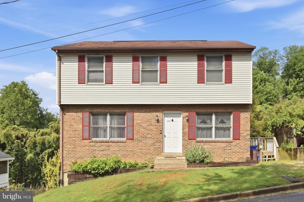 11 W E STREET , BRUNSWICK, MD 21716