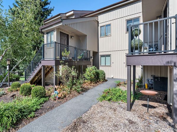 11 Nicole Circle, Unit 1, Ossining, NY 10562