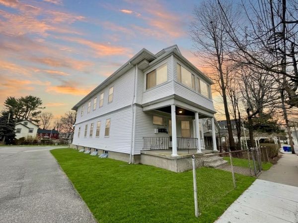 33 Pearl Street, Unit 33, Newton, MA 02458