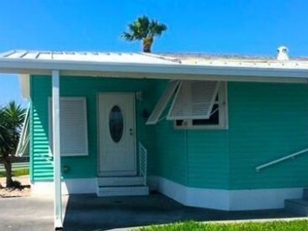 2796 Glory Circle , Melbourne Beach, FL 32951