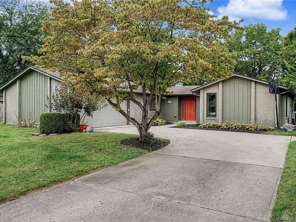 2180 Woodstock Court, Troy, OH 45373