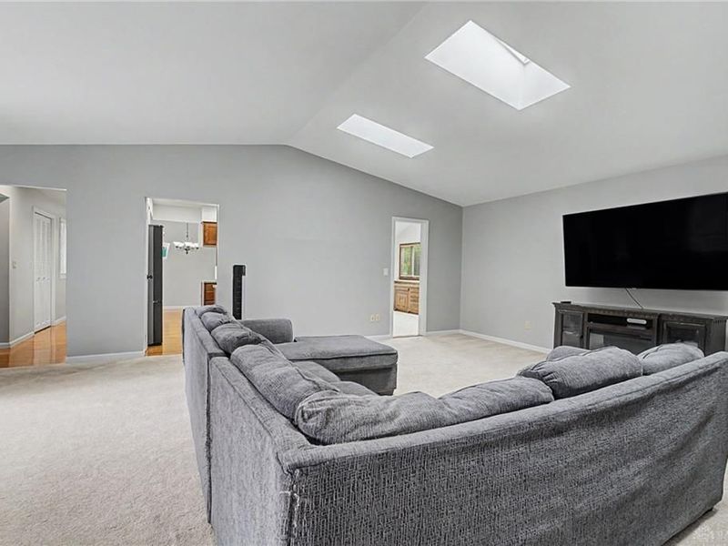 2180 Woodstock Court, Troy, OH 45373 Photo 10
