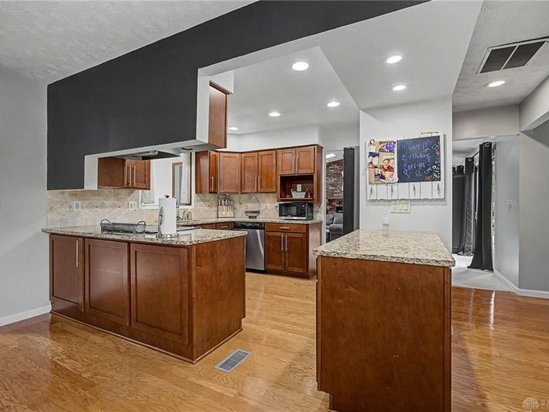 2180 Woodstock Court, Troy, OH 45373 Photo 14