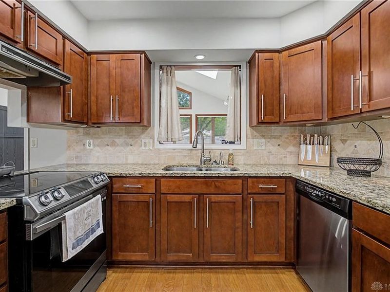 2180 Woodstock Court, Troy, OH 45373 Photo 15