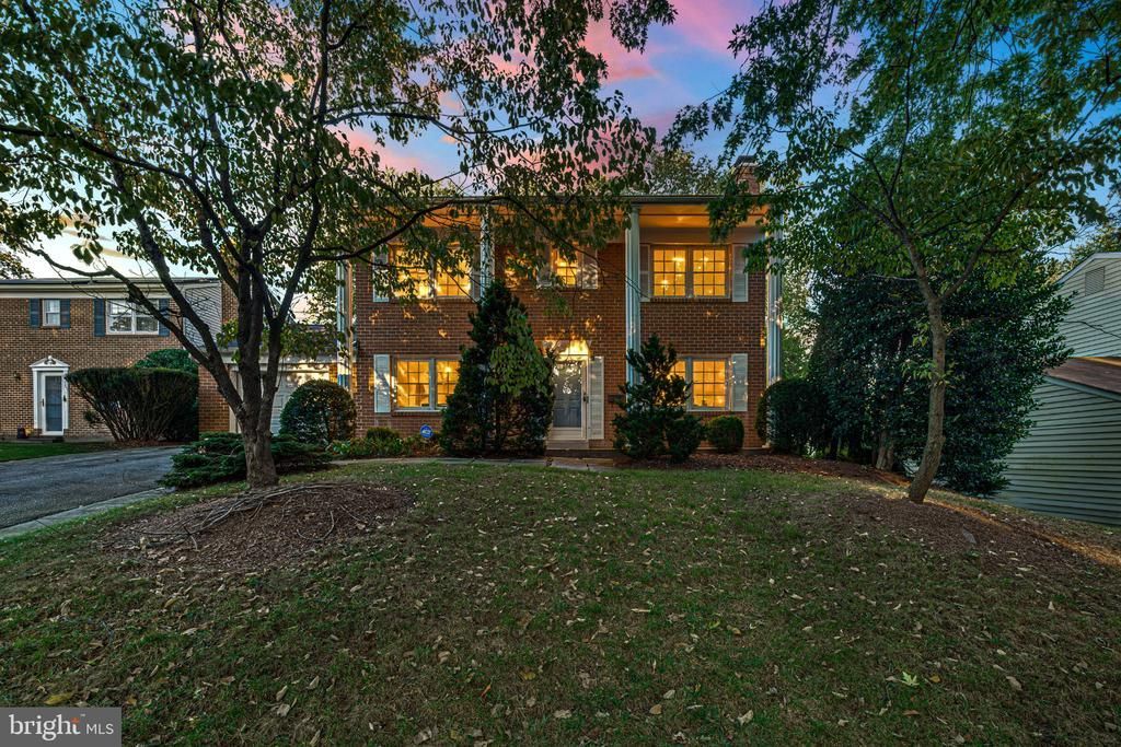 10807 MCCOMAS COURT, KENSINGTON, MD 20895