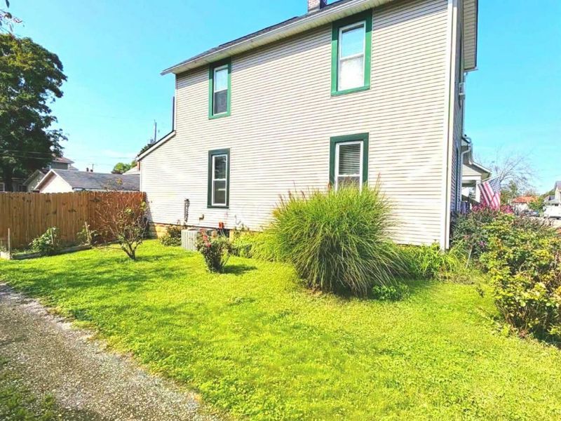 143 S Chester Street, West Jefferson, OH 43162 Photo 3