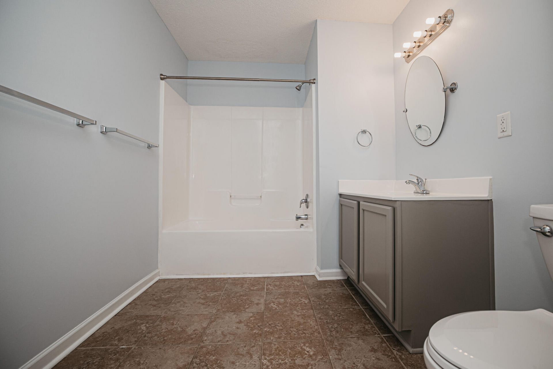 2956 Bobo Road Photo 10