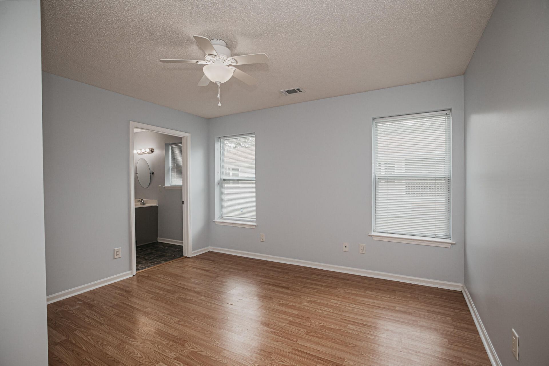 2956 Bobo Road Photo 12