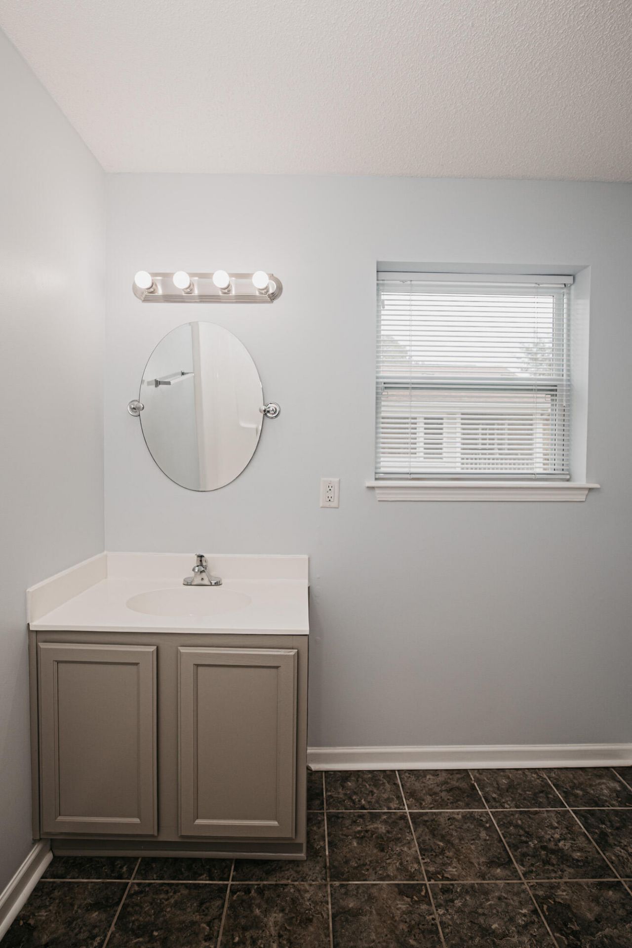 2956 Bobo Road Photo 17