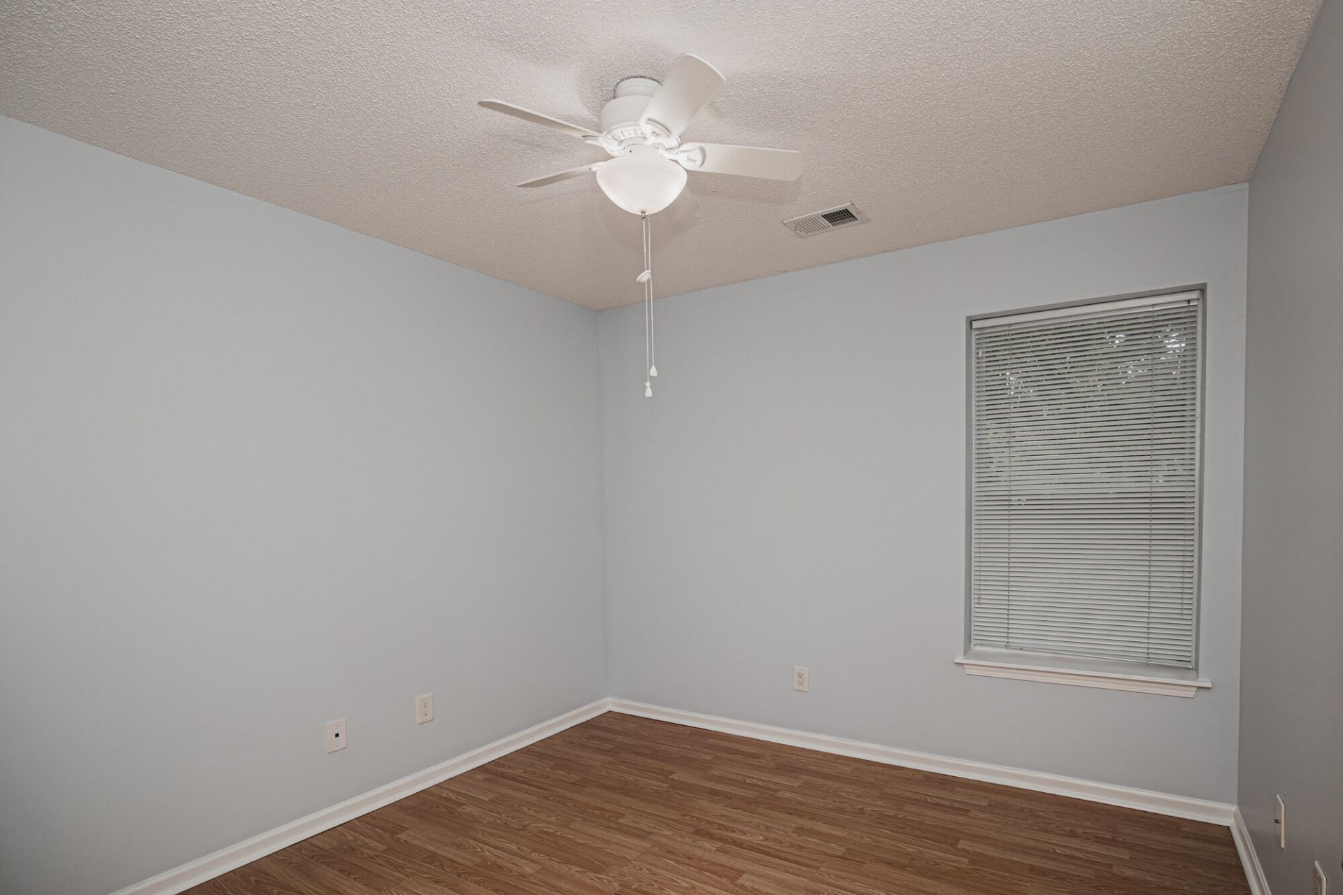 2956 Bobo Road Photo 18