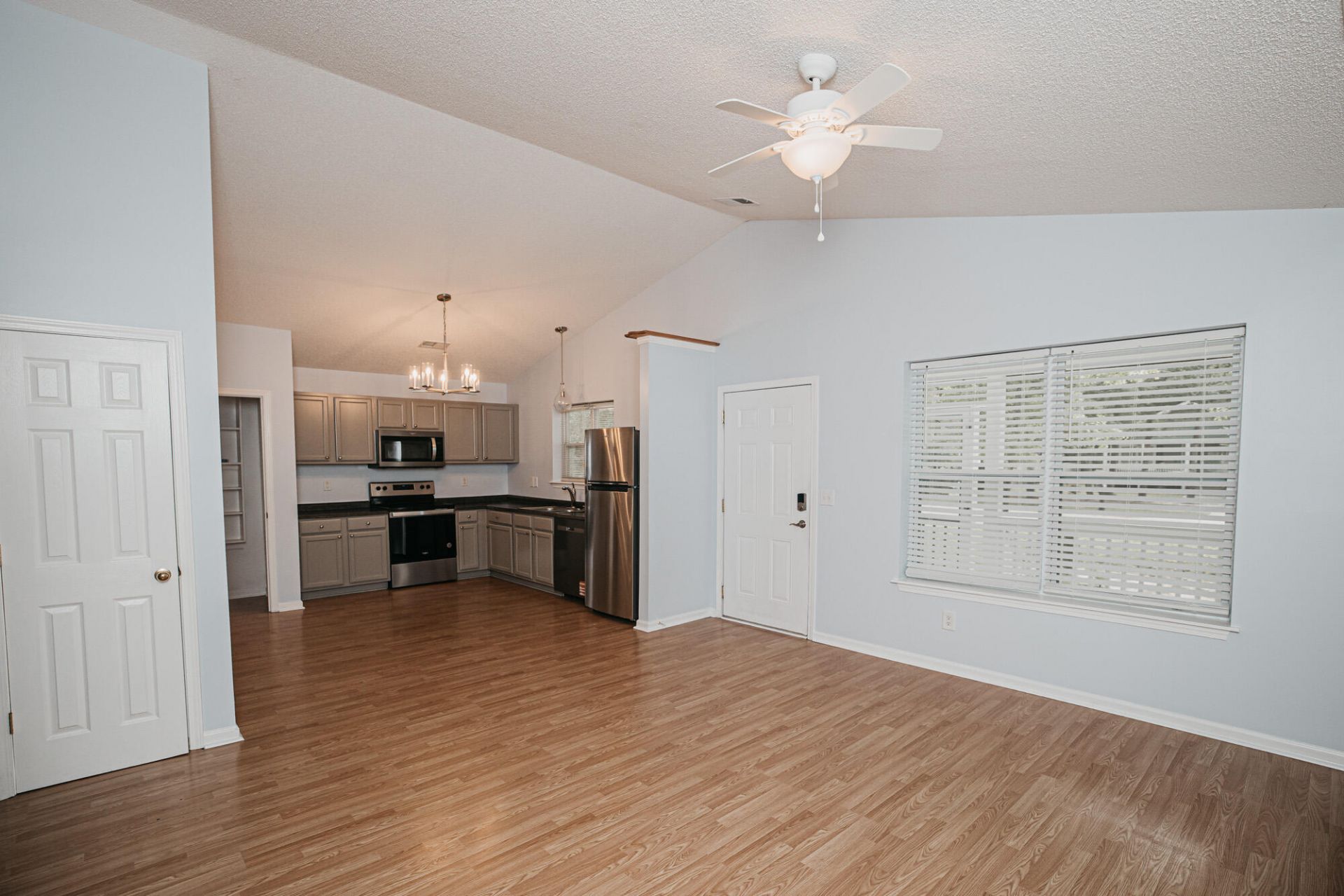 2956 Bobo Road Photo 7